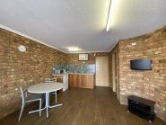 Fully self-contained furnished apartment at Terraces on Railway, Alice Springs.